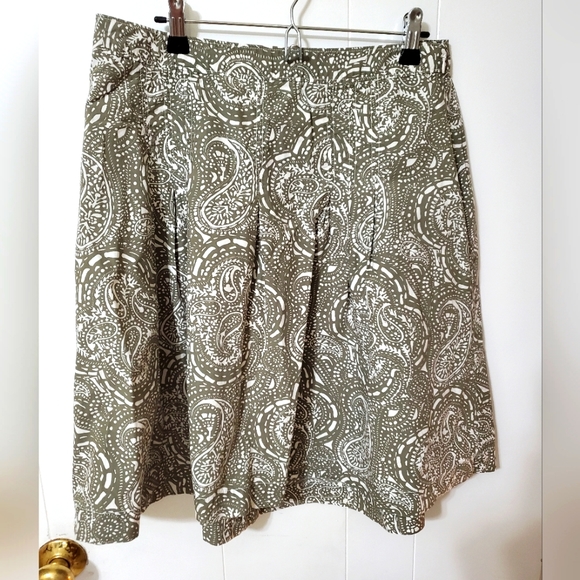 GAP Dresses & Skirts - Cotton paisley skirt